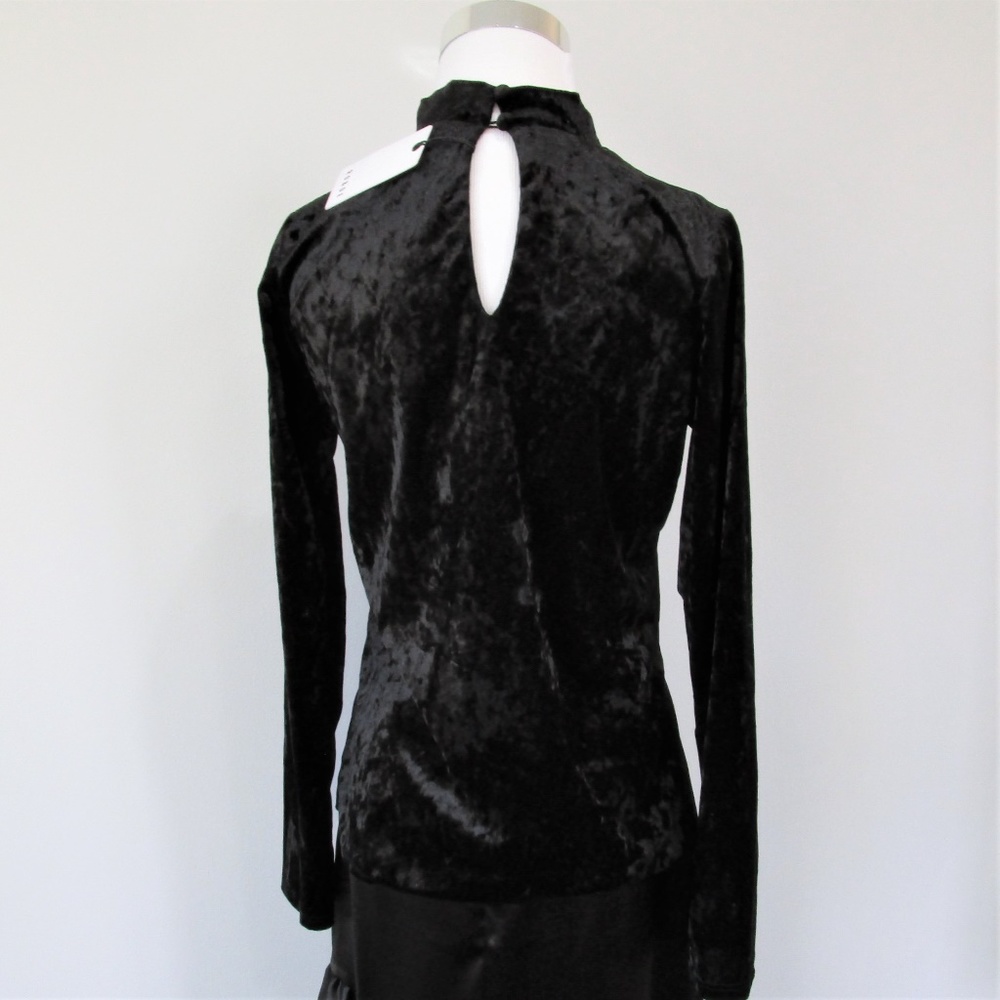 NWT Ro & De Black Velvet Choker Cut Out Top Large - Picture 7 of 8
